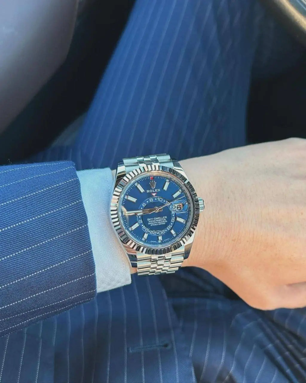 Rolex Oyster Perpetual Skydweller 24 hr Analog For Men Billioniare