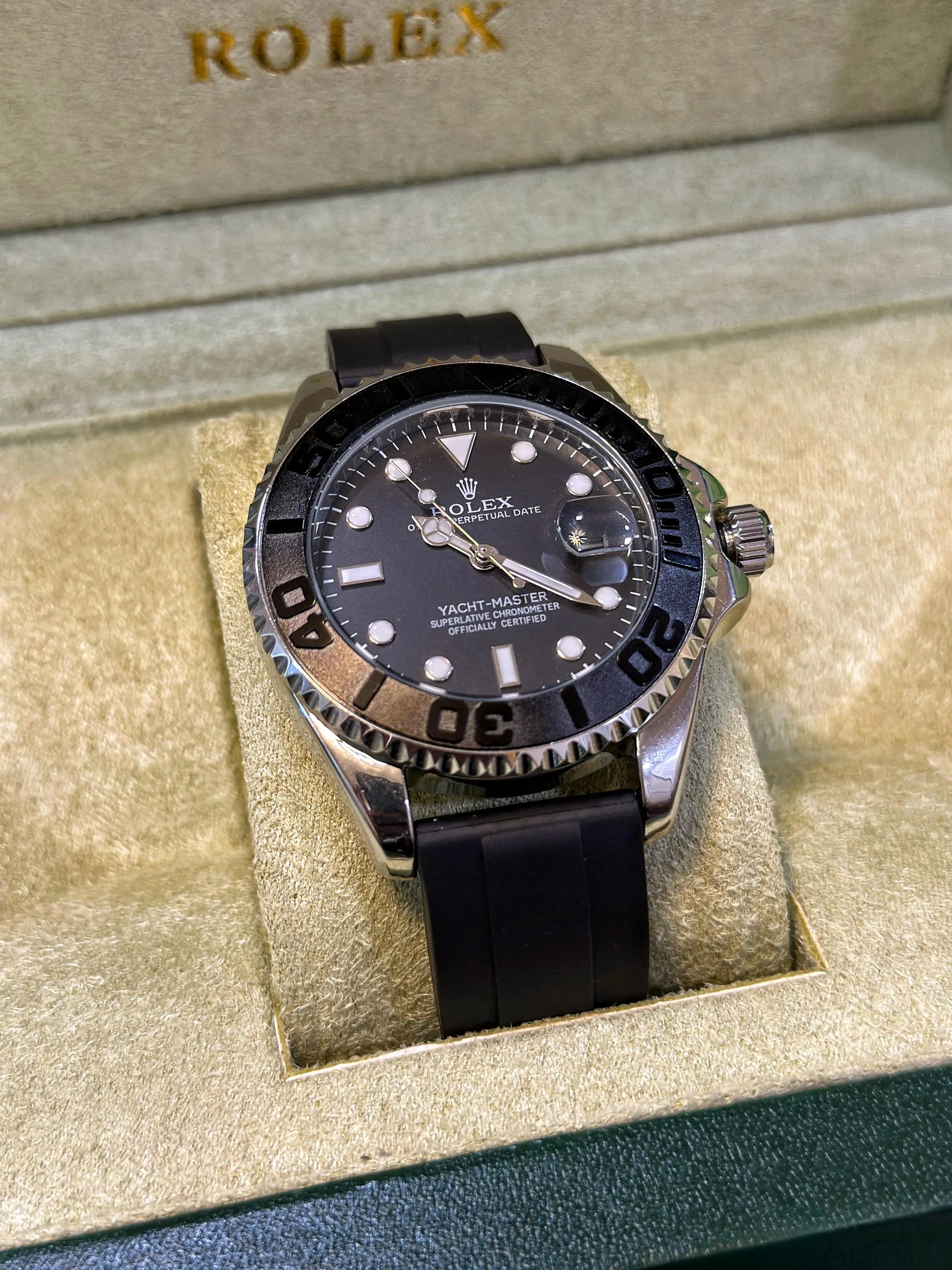 Rolex Oyster Perpetual YACHT-MASTER Youth Upgrade Shop
