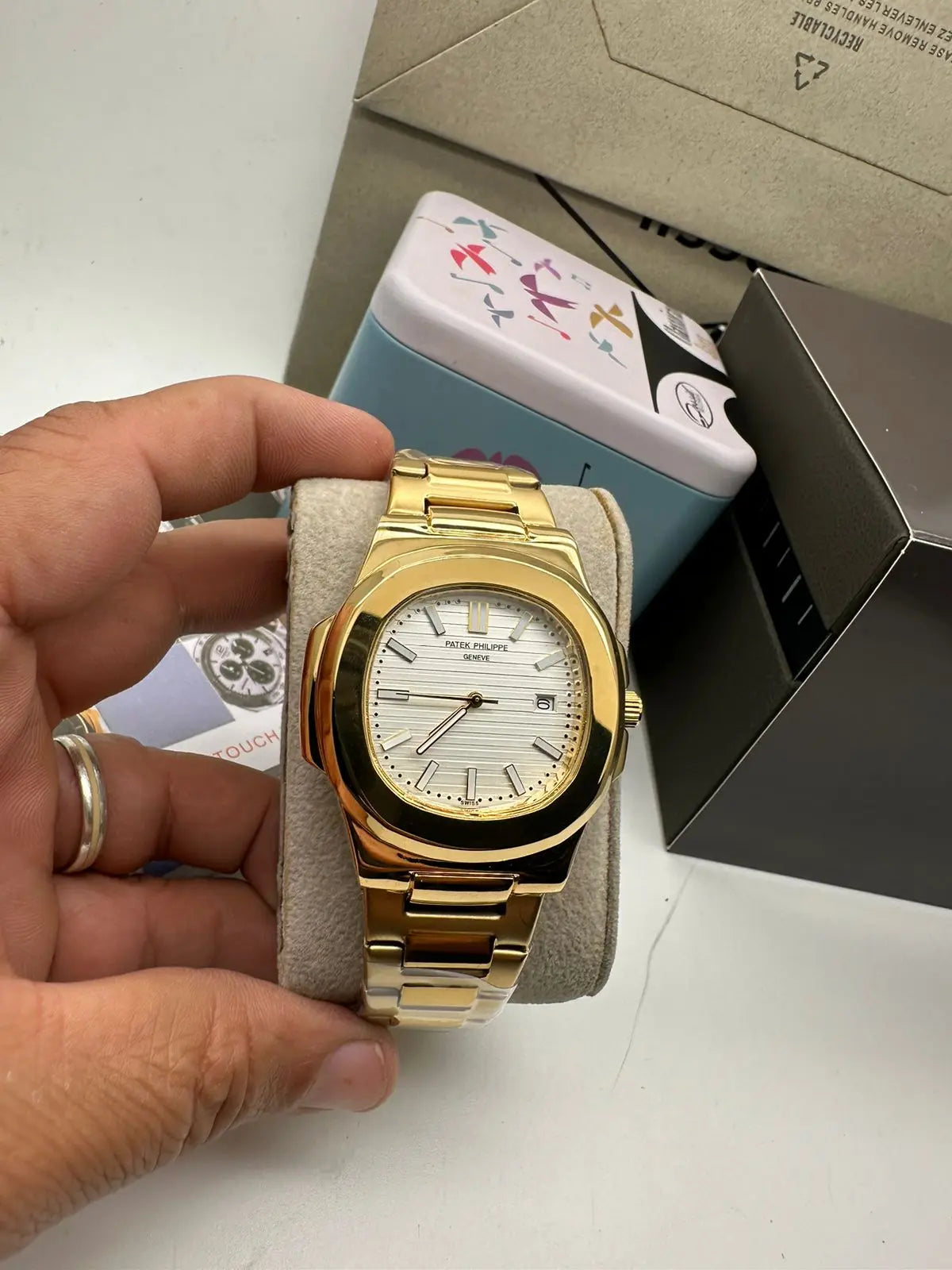 Patek Philippe 5811/1G NAUTILUS Analog Watch For Men Billioniare