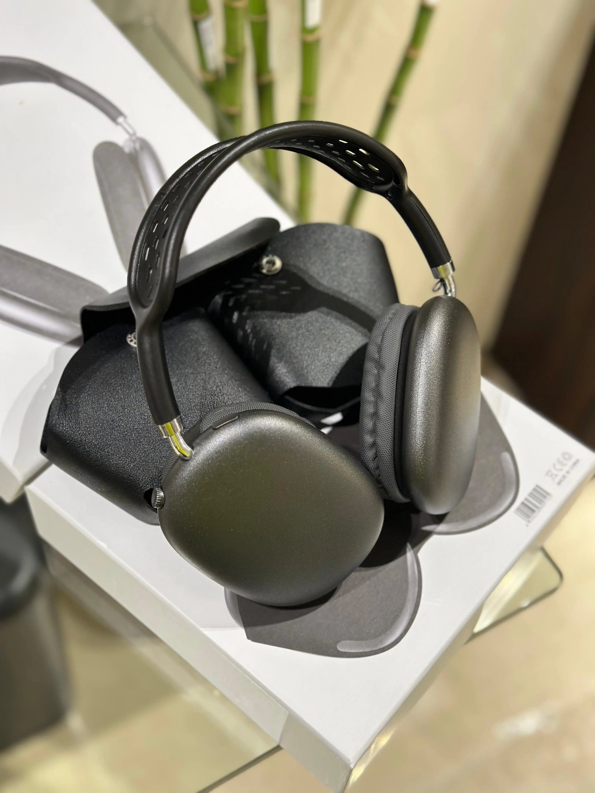APPLE AIRPODS MAX USA EDITION - Youth Upgrade Shop